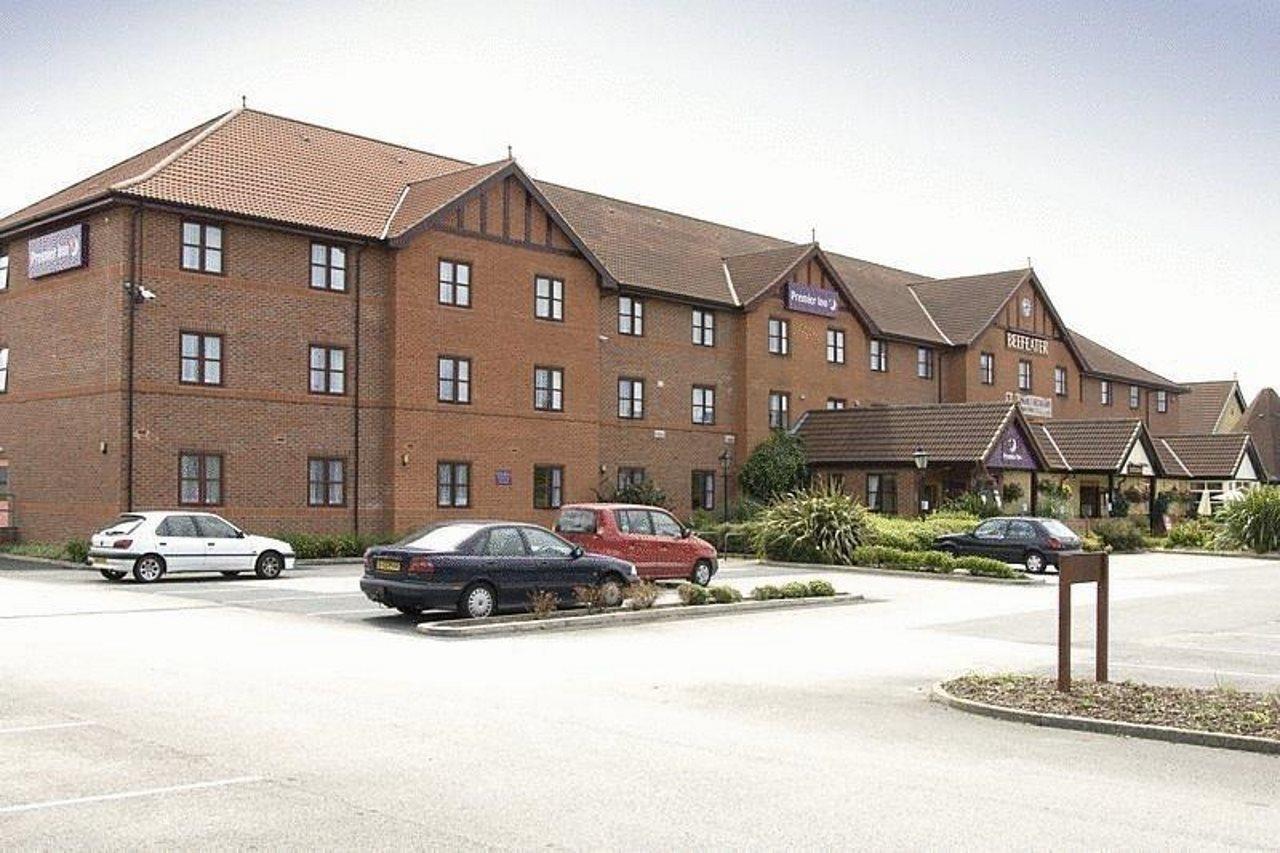 Premier Inn York North West Exterior photo